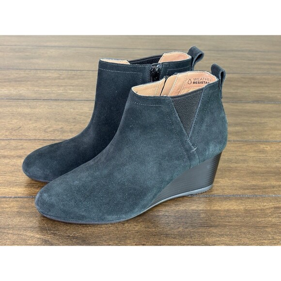 Vionic Paloma Womens 8.5 Black Suede Weather Resistant Comfort Wedge Ankle Boots - Picture 1 of 9